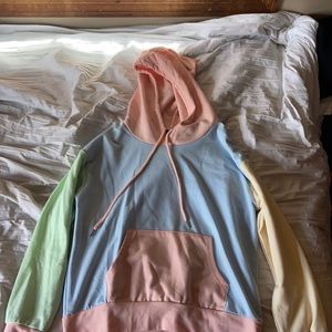 Sweatshirt Women’s small